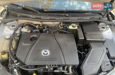 Седан Mazda 3 2004 в 