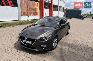 Седан Mazda 3 2016 в 