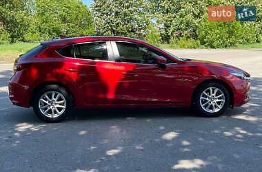 Хетчбек Mazda 3 2017 в 