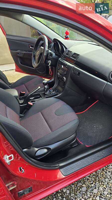 Хетчбек Mazda 3 2006 в Снятині