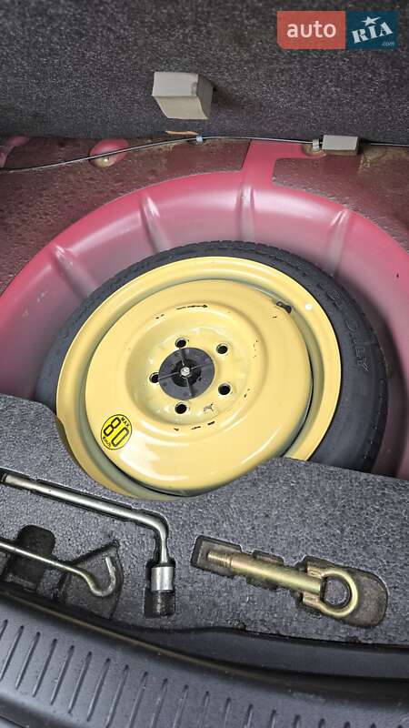 Хетчбек Mazda 3 2006 в Снятині