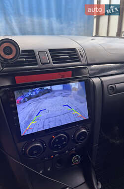 Седан Mazda 3 2006 в 