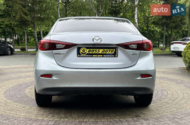 Седан Mazda 3 2016 в 