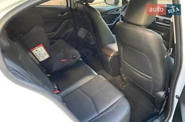 Седан Mazda 3 2017 в 