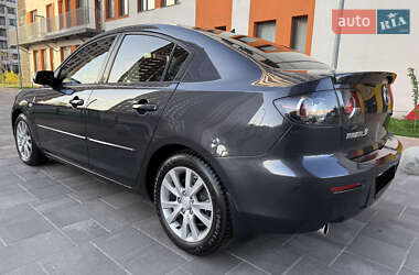 Седан Mazda 3 2006 в 