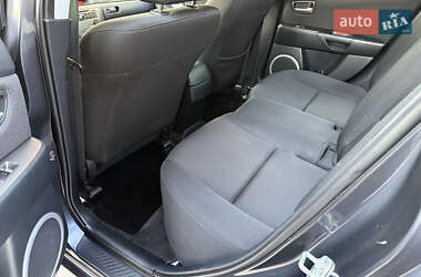 Седан Mazda 3 2006 в 