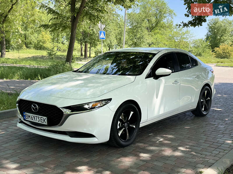 Седан Mazda 3 2019 в Кропивницькому