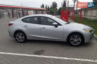 Седан Mazda 3 2016 в 
