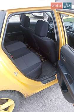 Хэтчбек Mazda 3 2003 в 