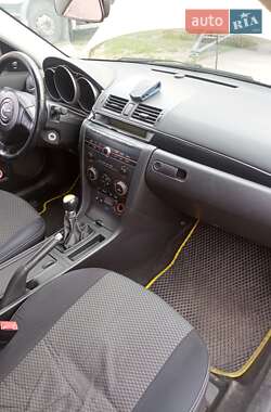 Хэтчбек Mazda 3 2003 в 