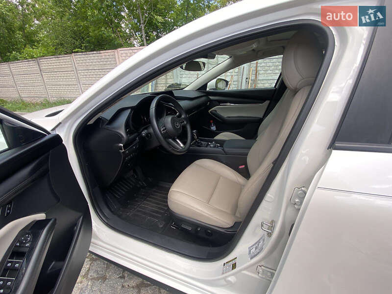 Седан Mazda 3 2022 в Харькове