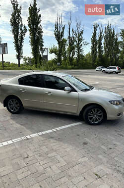 Седан Mazda 3 2007 в 