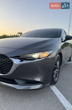 Седан Mazda 3 2019 в 