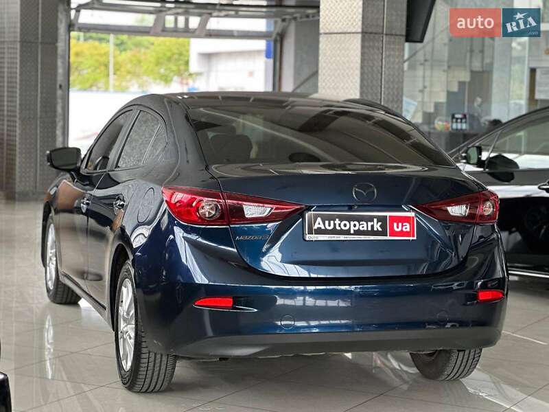Седан Mazda 3 2018 в Одессе