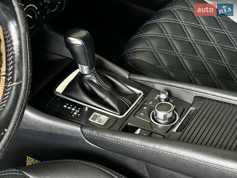 Седан Mazda 3 2018 в Одессе
