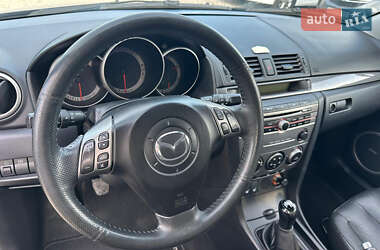Хэтчбек Mazda 3 2006 в 