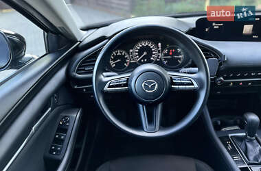 Седан Mazda 3 2021 в 