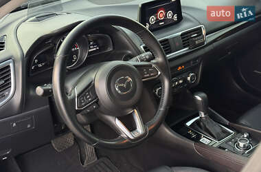 Хетчбек Mazda 3 2018 в 