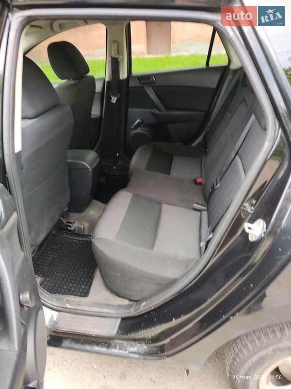 Хэтчбек Mazda 3 2009 в Львове