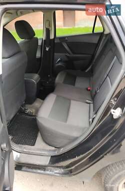 Хэтчбек Mazda 3 2009 в 