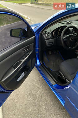 Хэтчбек Mazda 3 2006 в 