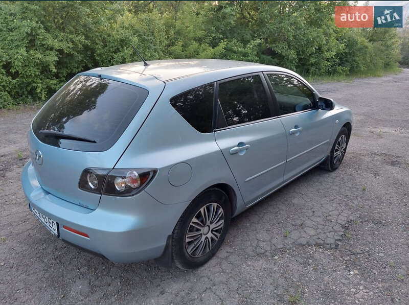 Хетчбек Mazda 3 2007 в Чернівцях