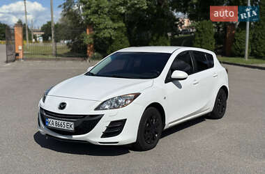 Хэтчбек Mazda 3 2010 в 