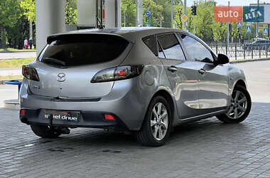 Хэтчбек Mazda 3 2011 в 