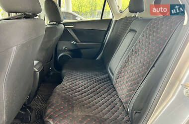 Хэтчбек Mazda 3 2011 в 