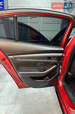 Седан Mazda 3 2019 в 