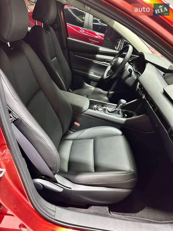Седан Mazda 3 2019 в Киеве
