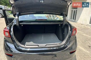 Седан Mazda 3 2018 в 