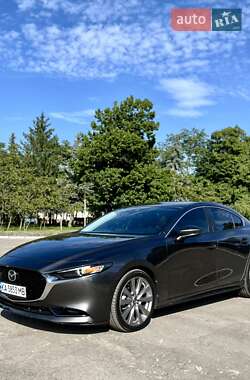 Седан Mazda 3 2019 в Киеве