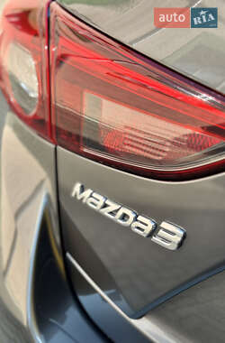 Хэтчбек Mazda 3 2018 в 