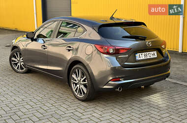 Хэтчбек Mazda 3 2018 в 
