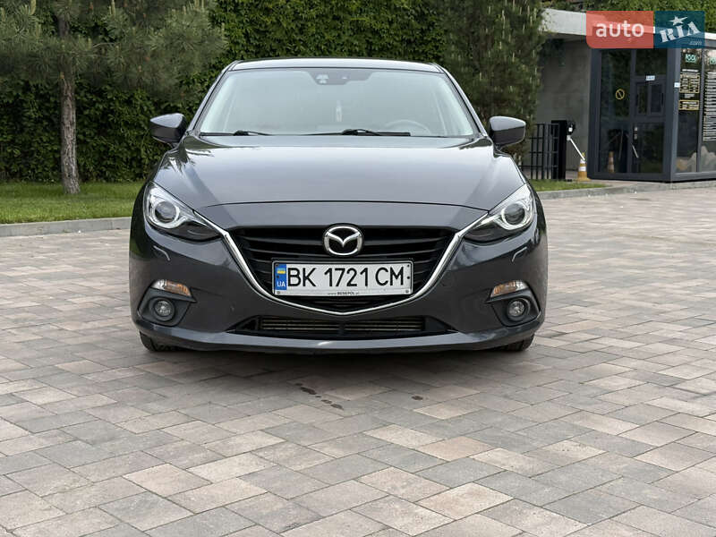 Хэтчбек Mazda 3 2014 в Ивано-Франковске