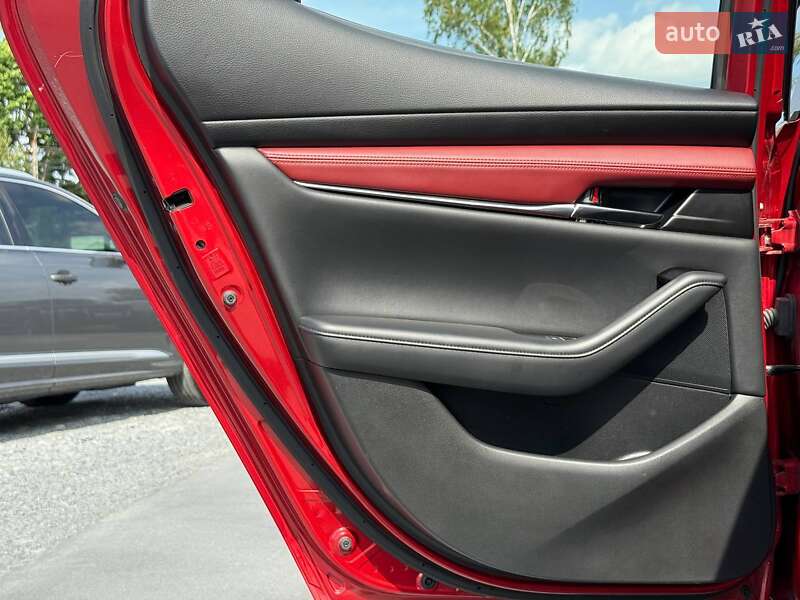 Хетчбек Mazda 3 2020 в Рівному