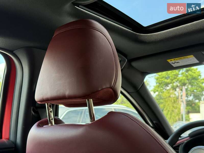 Хетчбек Mazda 3 2020 в Рівному