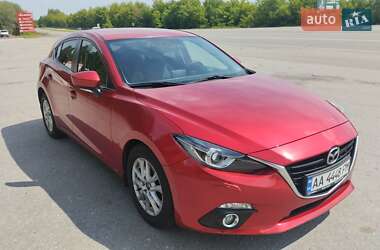 Хэтчбек Mazda 3 2016 в 