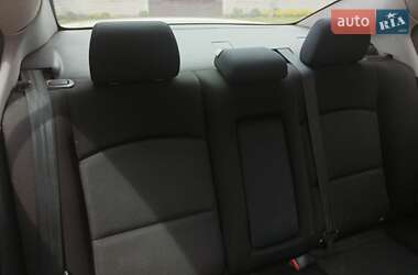 Седан Mazda 3 2007 в 