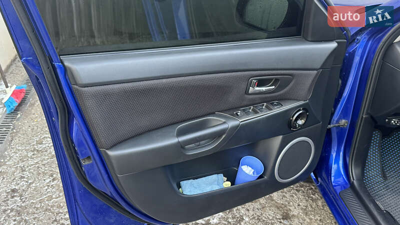Хетчбек Mazda 3 2006 в Дніпрі