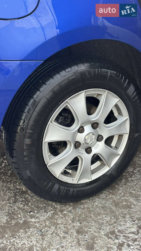 Хетчбек Mazda 3 2006 в Дніпрі