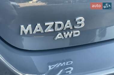 Седан Mazda 3 2023 в 