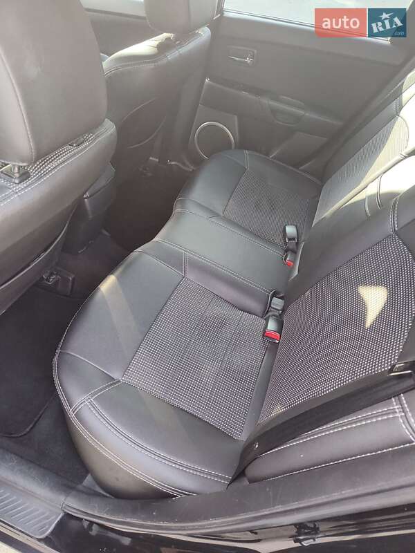 Хэтчбек Mazda 3 2008 в Львове