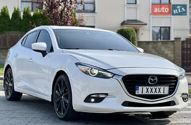 Седан Mazda 3 2017 в Рівному