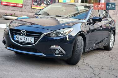 Седан Mazda 3 2014 в 
