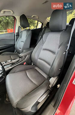 Седан Mazda 3 2015 в 