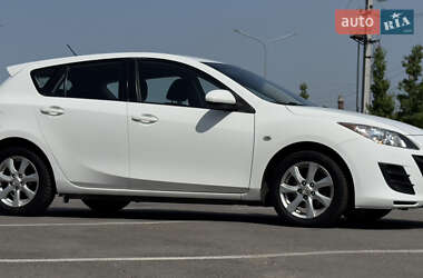 Хэтчбек Mazda 3 2010 в 