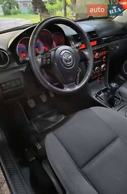 Хэтчбек Mazda 3 2008 в 