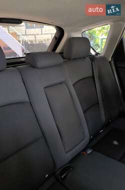 Хэтчбек Mazda 3 2008 в 